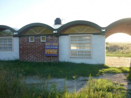 Balneario Arenas Verdes , a 80 mts. del MAR - CASA COMODA 
