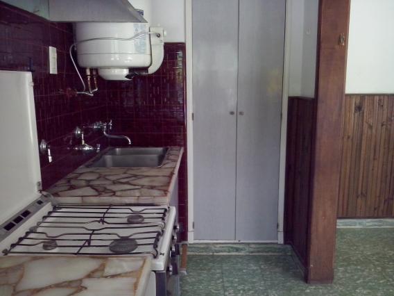 CLASICO CHALET - VISTOSA ESQUINA S/ RUTA 227 Y CALLE ASFALTADA